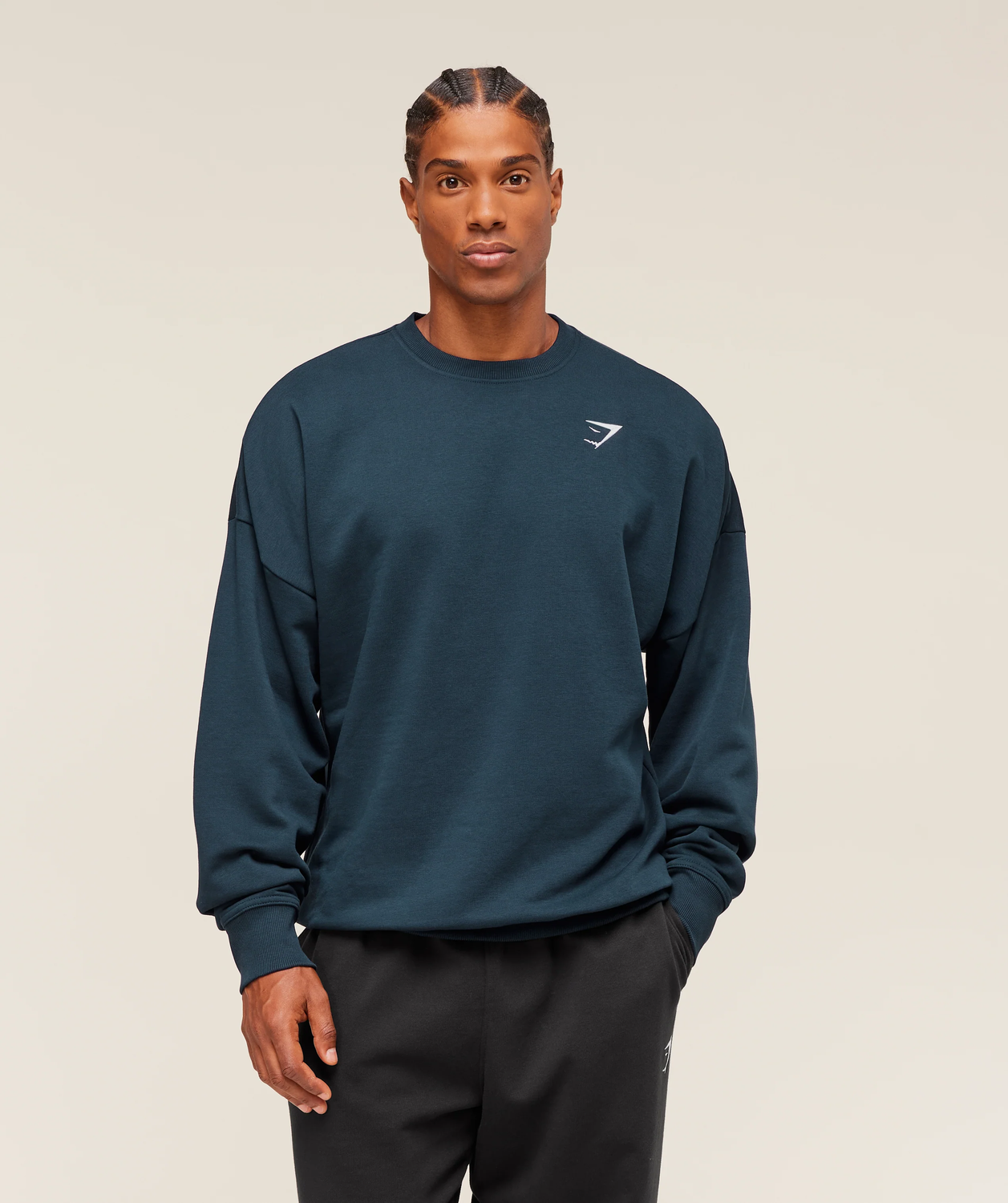 Oversized Crest Crew Oversized Fit